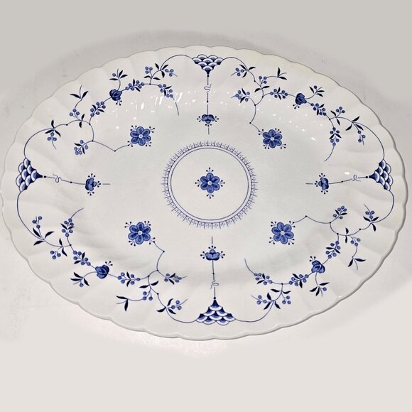 VTG Yorktown 12" Serving Platter Stafforshire Salem English China Blue White - Picture 1 of 6